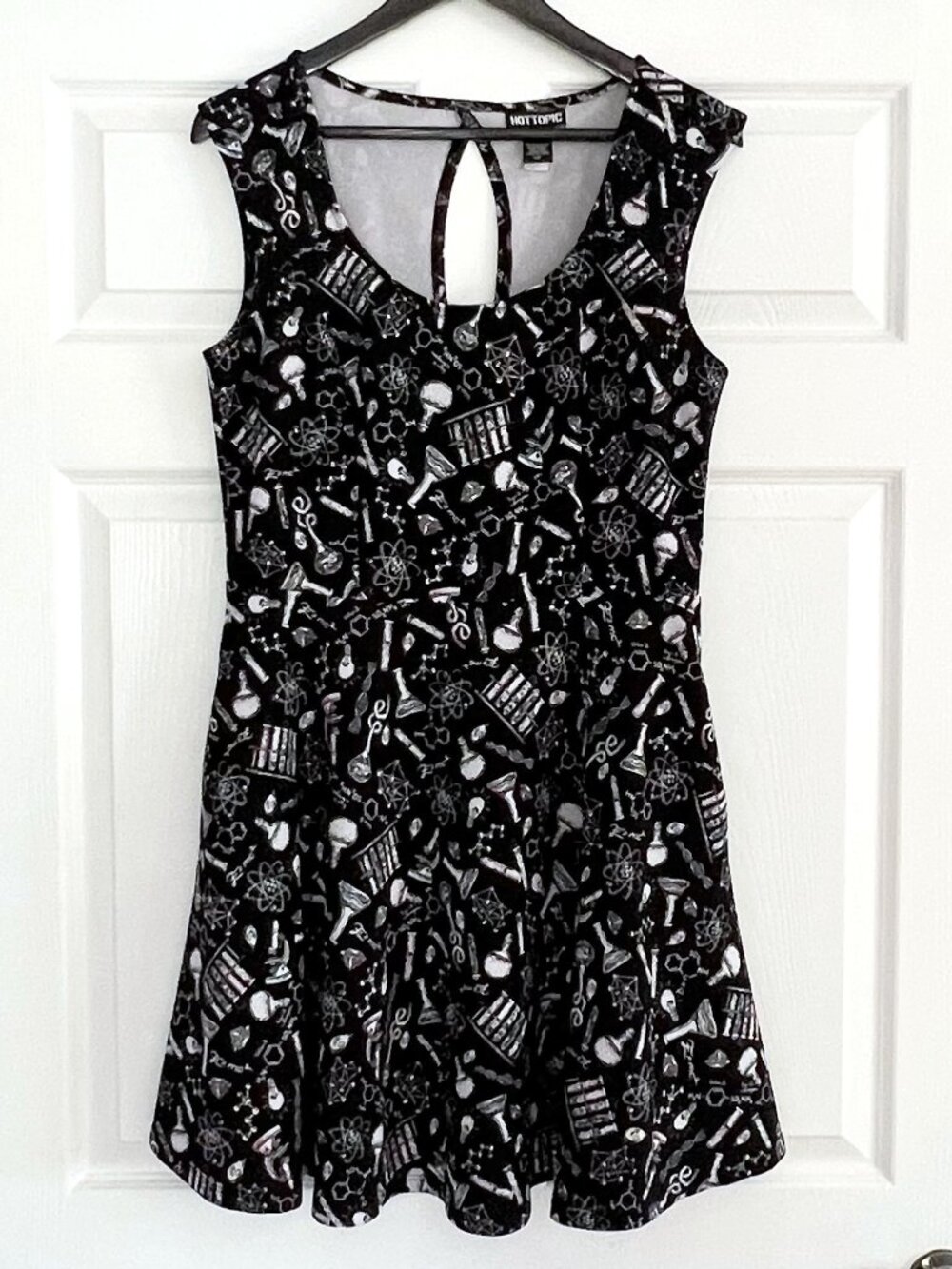Hot Topic black science print sleeveless skater dress size L